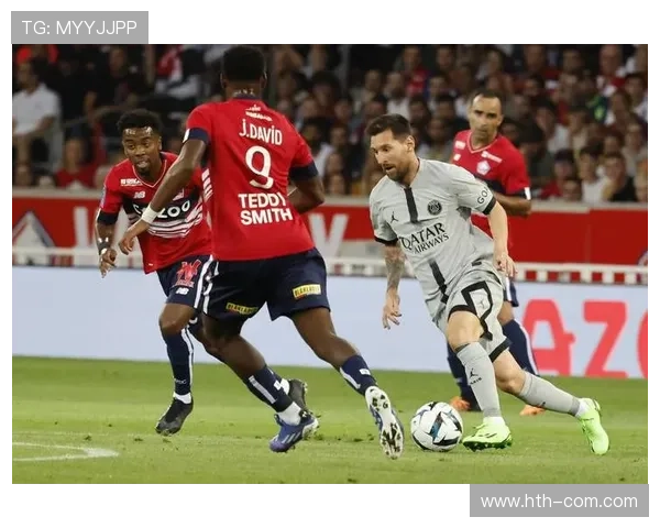 高位逼抢战术在法甲的流行:巴黎、马赛的实战应用 高位逼抢战术在法甲的流行:巴黎、马赛的实战应用